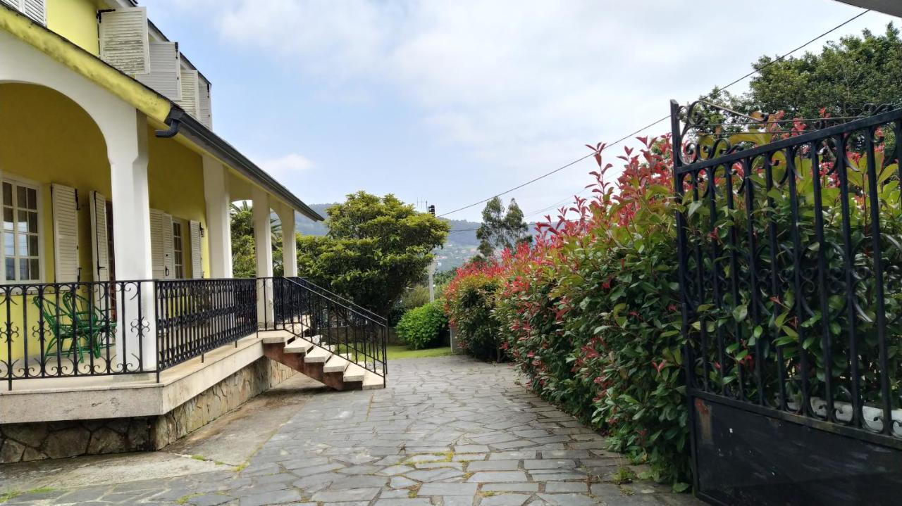 Casa Con Jardin En La Playa De Almieiras Villa Fene Exteriör bild