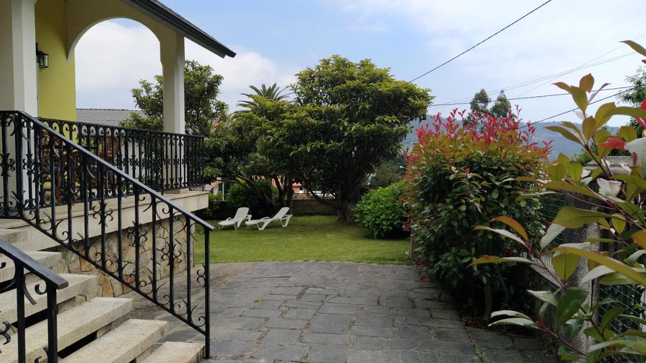 Casa Con Jardin En La Playa De Almieiras Villa Fene Exteriör bild